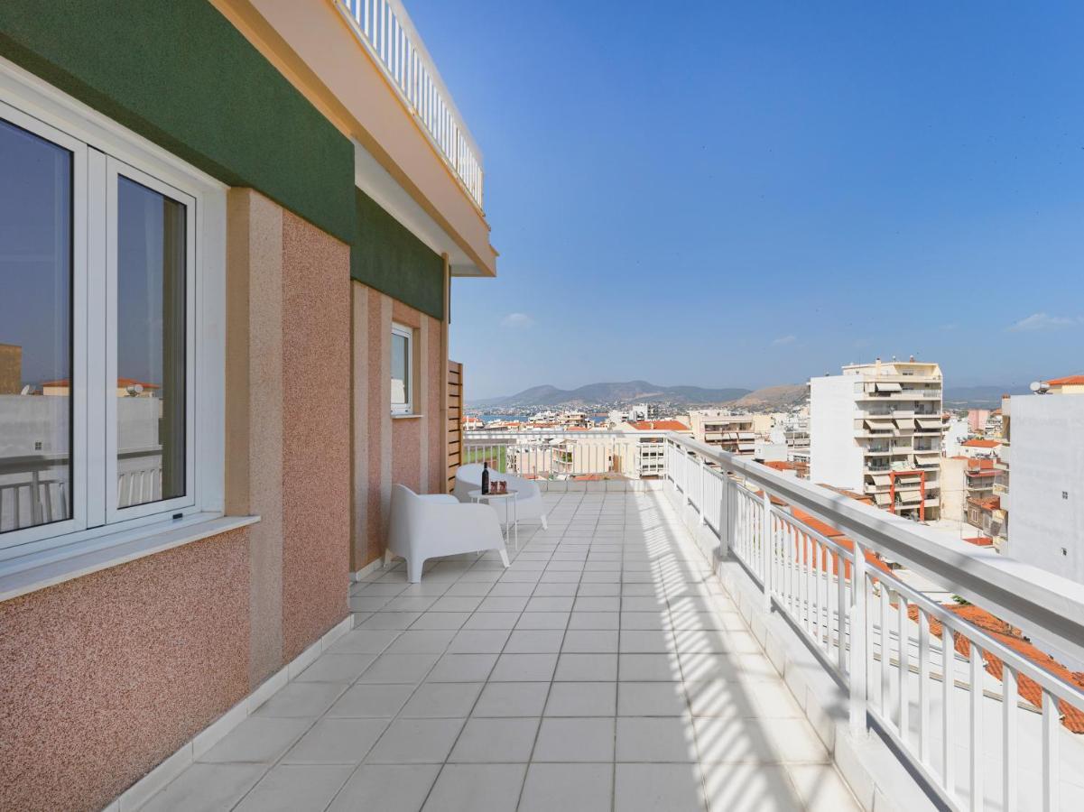 Modern Penthouse Overlooking Halkis Chalkís Dış mekan fotoğraf