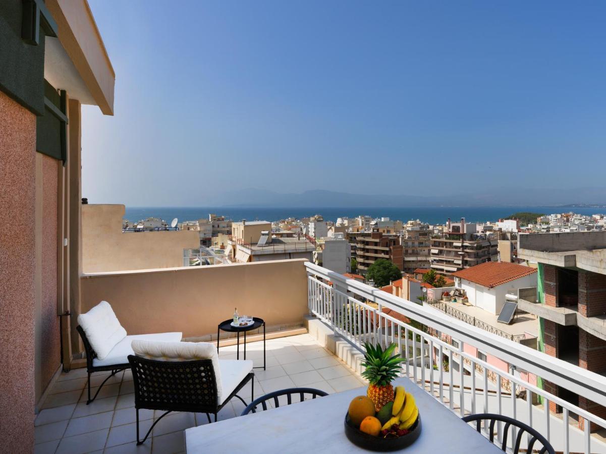 Modern Penthouse Overlooking Halkis Chalkís Dış mekan fotoğraf