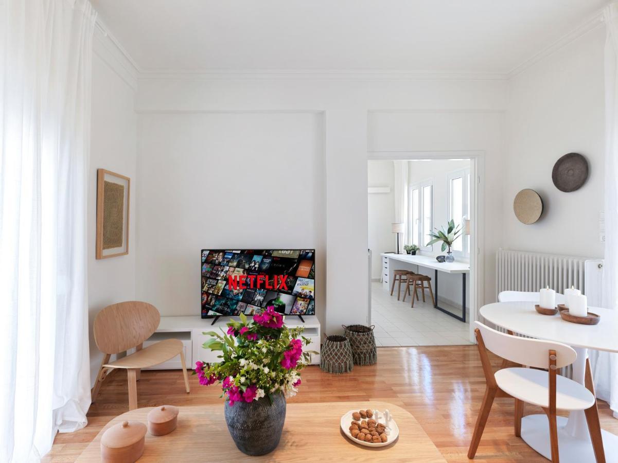 Modern Penthouse Overlooking Halkis Chalkís Dış mekan fotoğraf